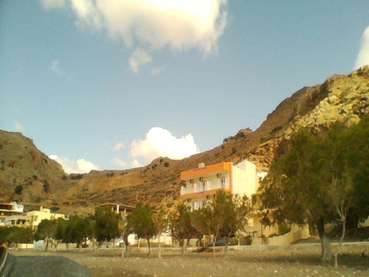 Apollon Aparthotel Tsoutsouros  Exterior photo